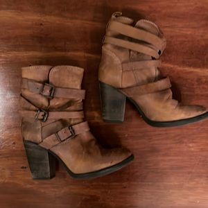 Steve Madden women’s leather boots